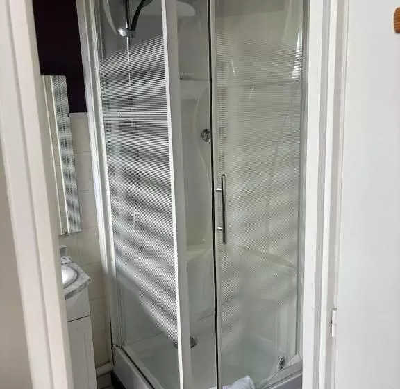 Hotelli Logis Hôtel & Restaurant Le Parcey