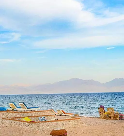 هتل Rayan S Beach Camp