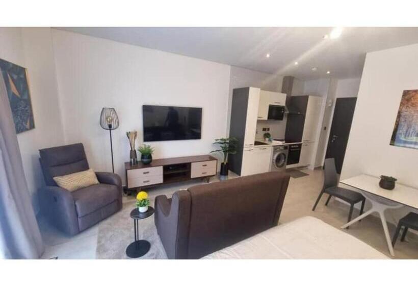 酒店 The Signature Apartments By Gadma Consult