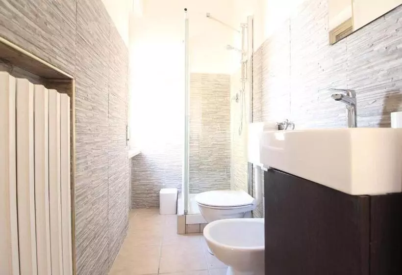 پانسیون Acquacorrente Rooms   A Due Passi Dal Mare