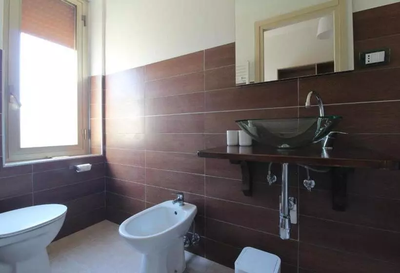 پانسیون Acquacorrente Rooms   A Due Passi Dal Mare