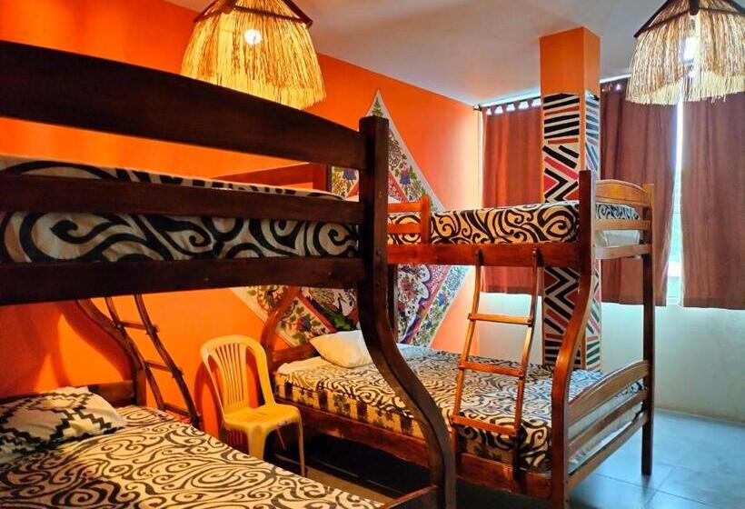 펜션 Casa Hostal I Love Montañita