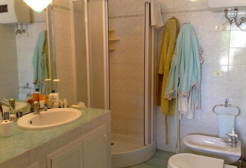 بنسيون Casa Sirina