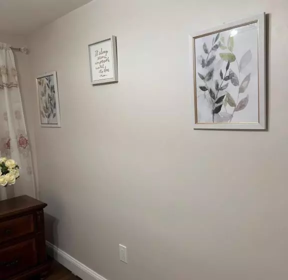 Majatalo Cozy Multi Level House Private Level A, Irvington Nj