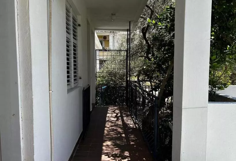 پانسیون Guest House Villa Zoran