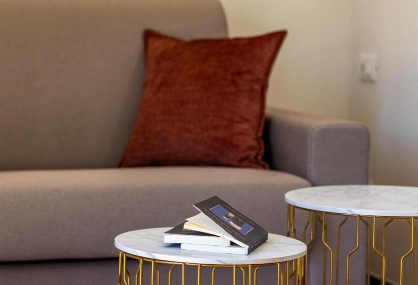 پانسیون Oldoini Luxury Apartment And Suites