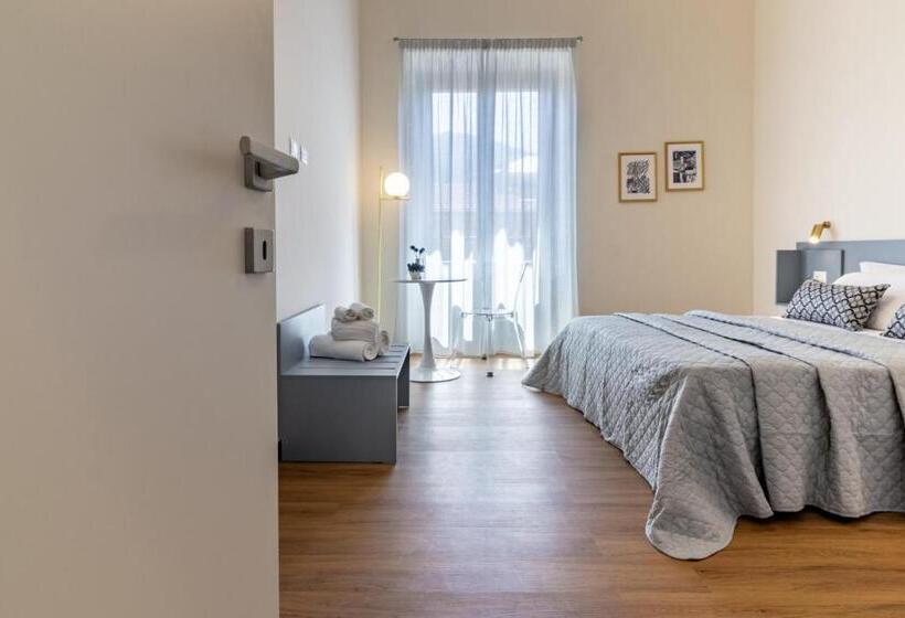 پانسیون Oldoini Luxury Apartment And Suites