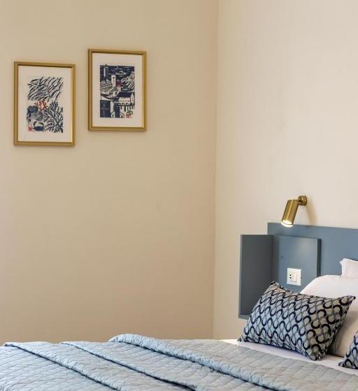 پانسیون Oldoini Luxury Apartment And Suites