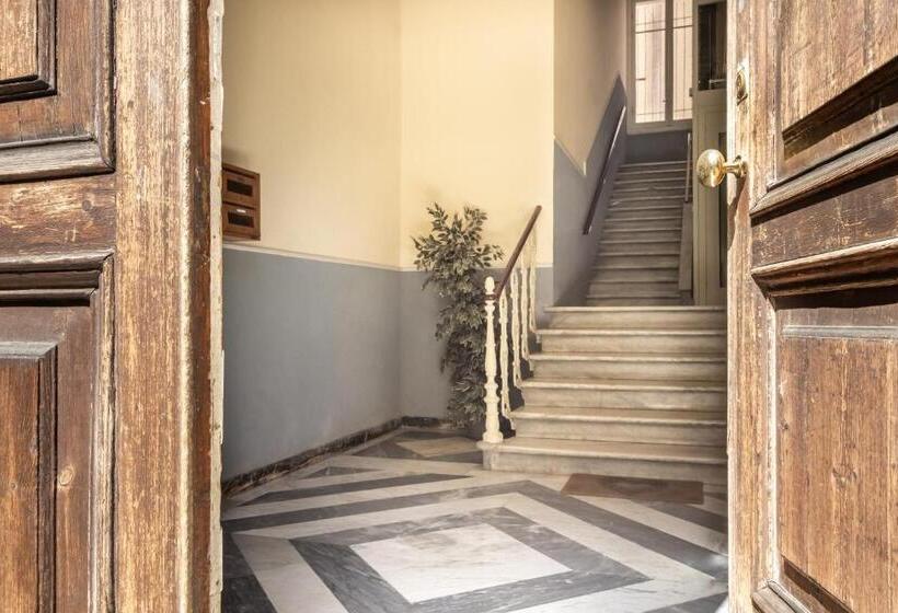 پانسیون Oldoini Luxury Apartment And Suites