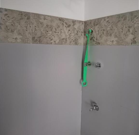 بنسيون Riverside Villa