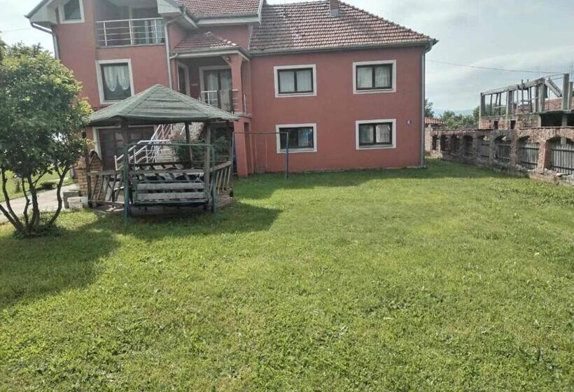 پانسیون Smeštaj Aleksa