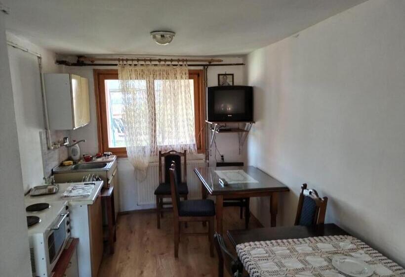 پانسیون Smeštaj Aleksa