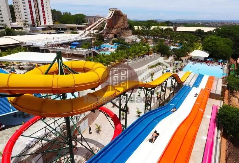 Spazzio Com Acesso Ao Acqua Park  L