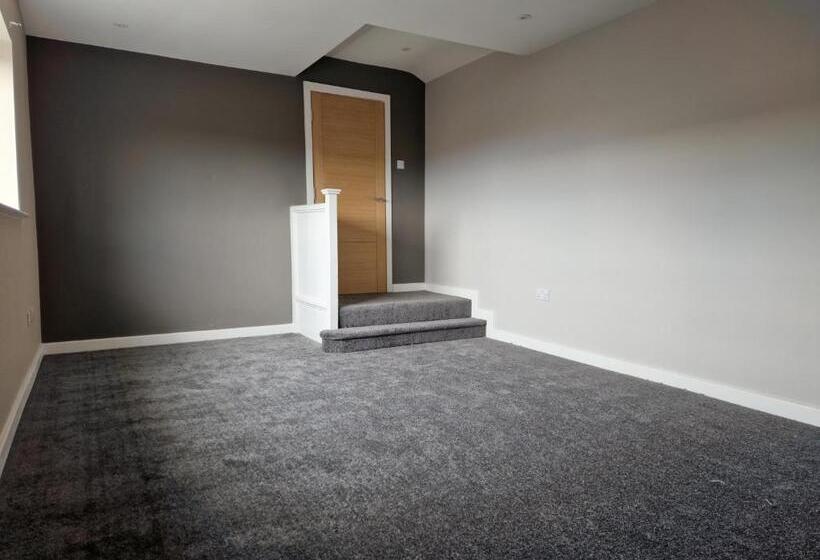 The Olive Tree Apart