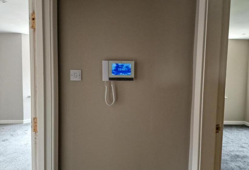 The Olive Tree Apart