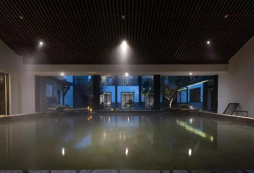 峨眉山和院静筑拾光温泉酒店