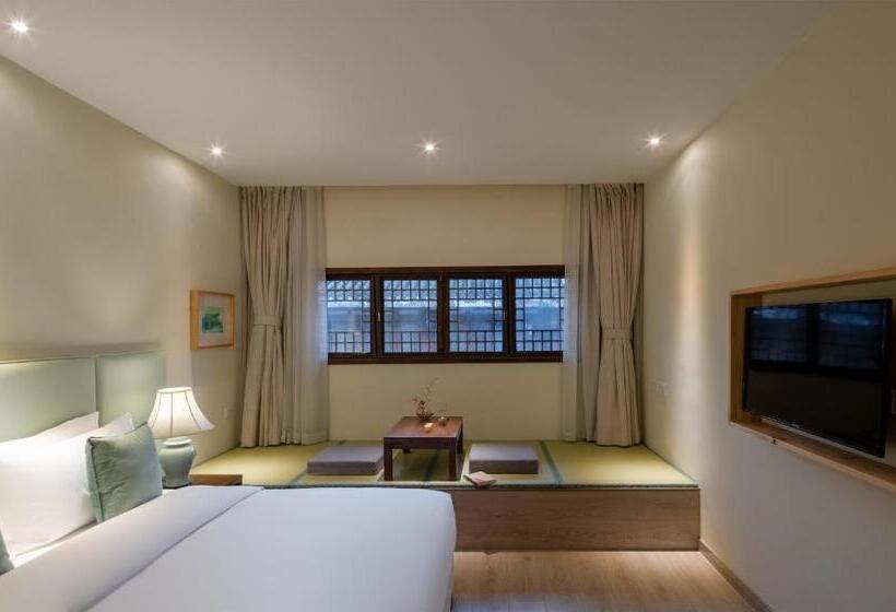 峨眉山和院静筑拾光温泉酒店