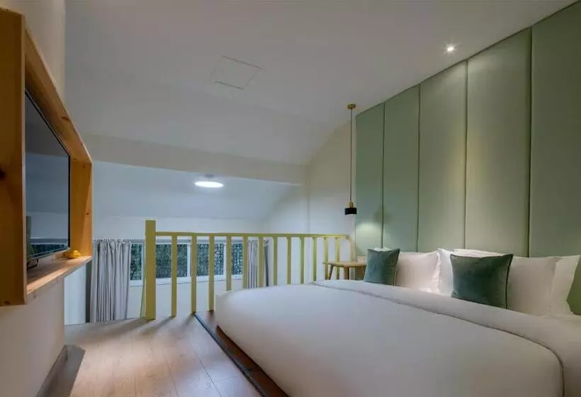 峨眉山和院静筑拾光温泉酒店