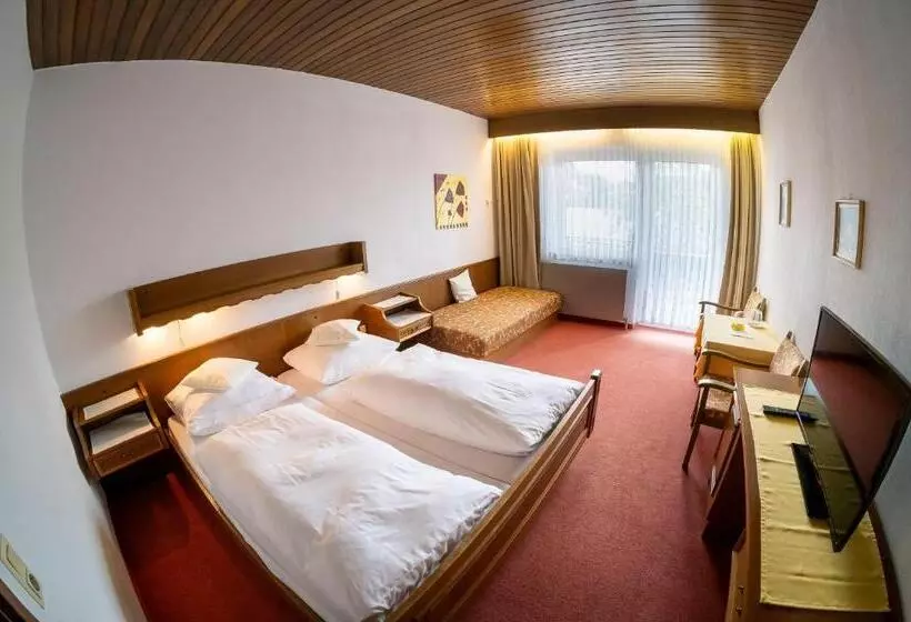 Retkeilymaja Brau Gasthof Sengstbratl