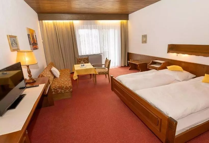 Retkeilymaja Brau Gasthof Sengstbratl