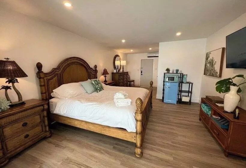 هاستل Guana Beach Inn