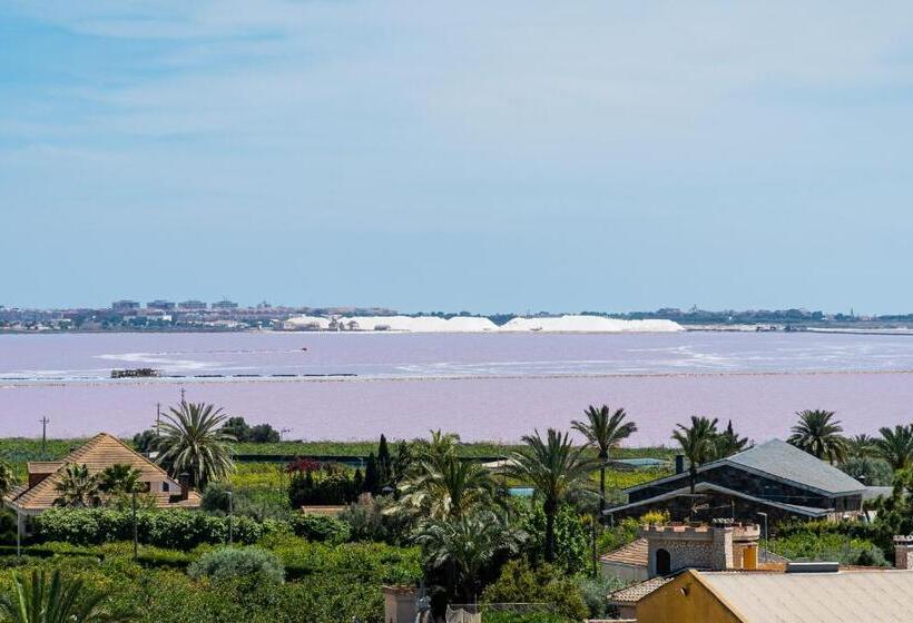 Aparthotel Laguna Rosa