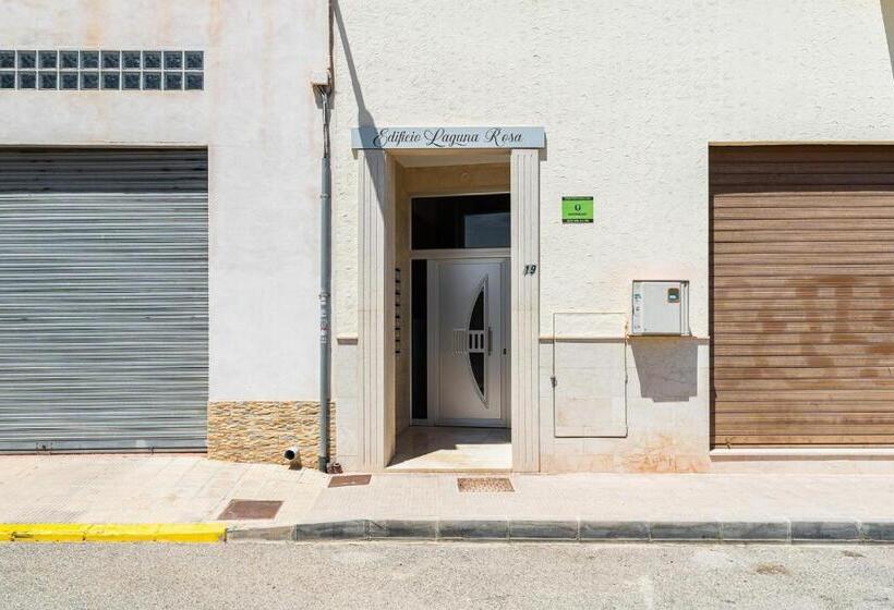 Aparthotel Laguna Rosa