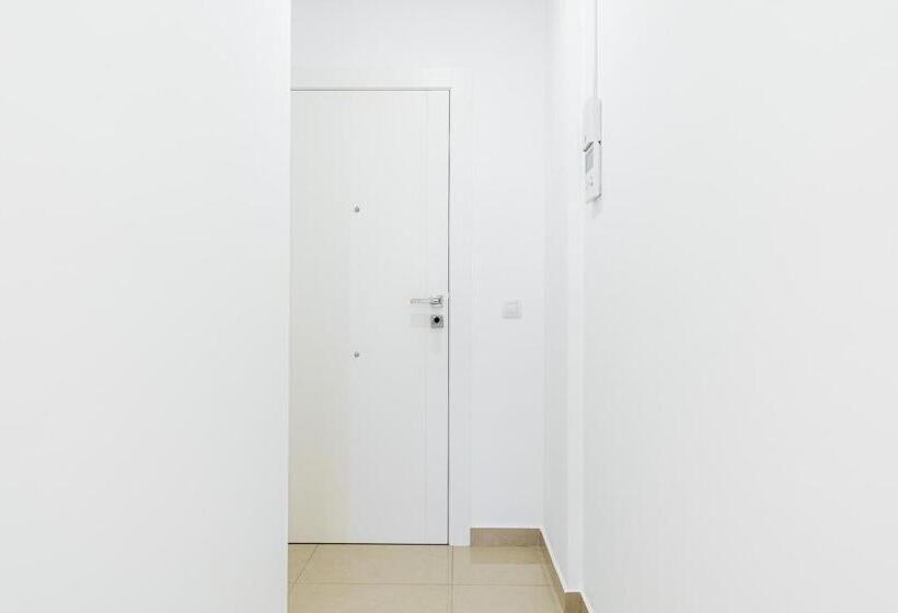 Aparthotel Laguna Rosa