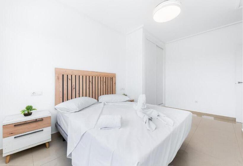 Aparthotel Laguna Rosa