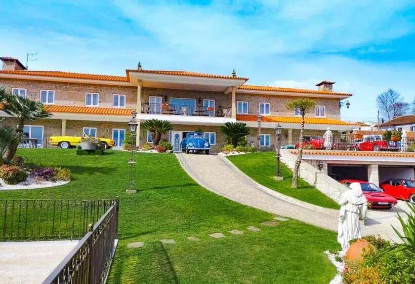Aamiaismajoitus (B&B) Elegância & Carros