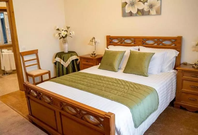Aamiaismajoitus (B&B) Elegância & Carros