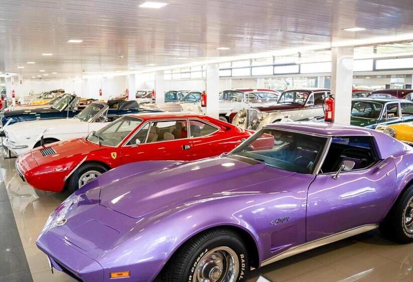 تختخواب و صبحانه Elegância & Carros