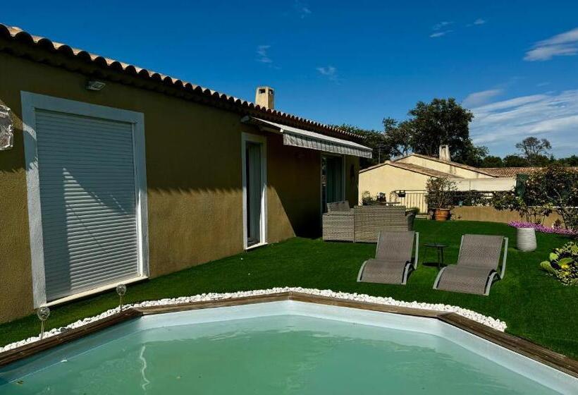 مبيت وإفطار La Maison Des Tarentes