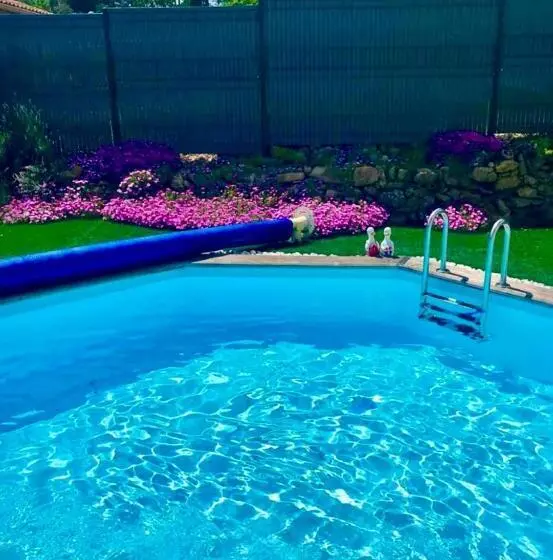 Aamiaismajoitus (B&B) La Maison Des Tarentes