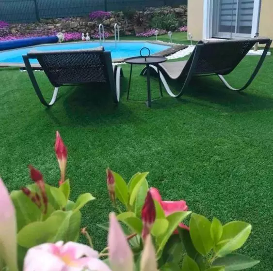 Aamiaismajoitus (B&B) La Maison Des Tarentes