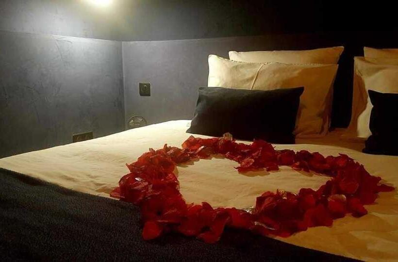 مبيت وإفطار La Suite