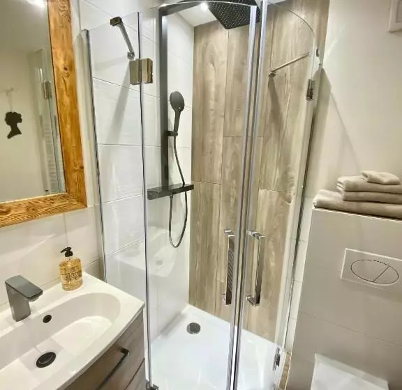 Aamiaismajoitus (B&B) Neles Nest