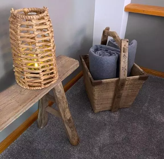 Aamiaismajoitus (B&B) Neles Nest