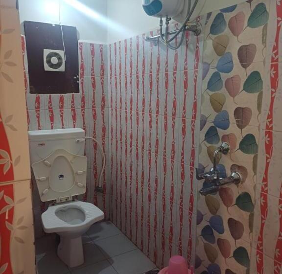 Goroomgo Hotel Rajeshwari Puri Near Sea Beach