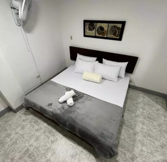 هتل Armenia Lions