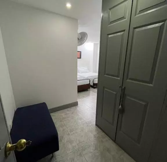 هتل Armenia Lions