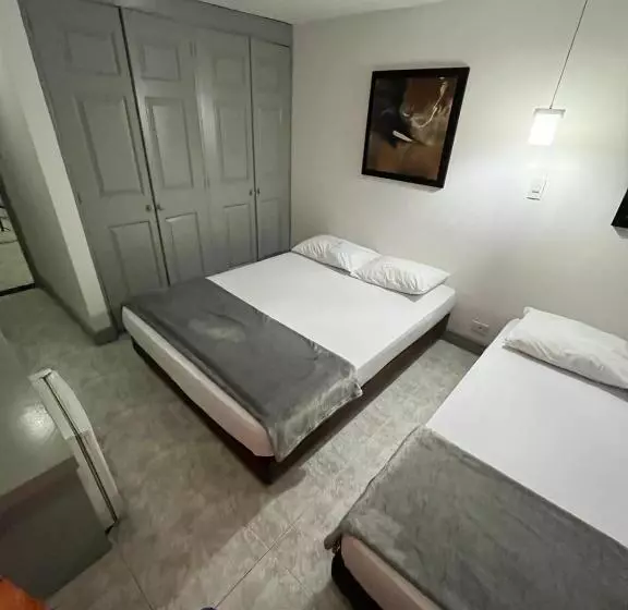 هتل Armenia Lions