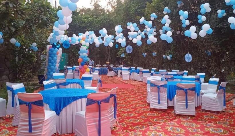 호텔 Blue Moon Residency