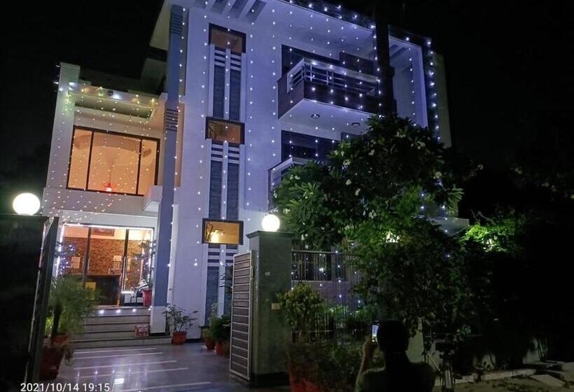 호텔 Blue Moon Residency