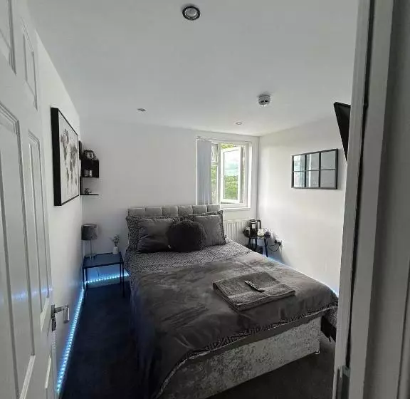 カプセルホテル The Dugout   Double Room