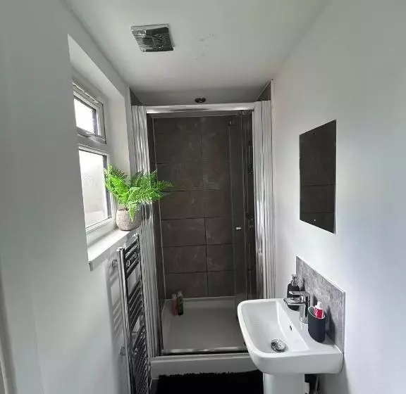 カプセルホテル The Dugout   Double Room