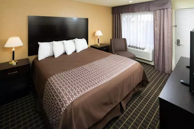 Hotelli Guestplace Inn & Suites