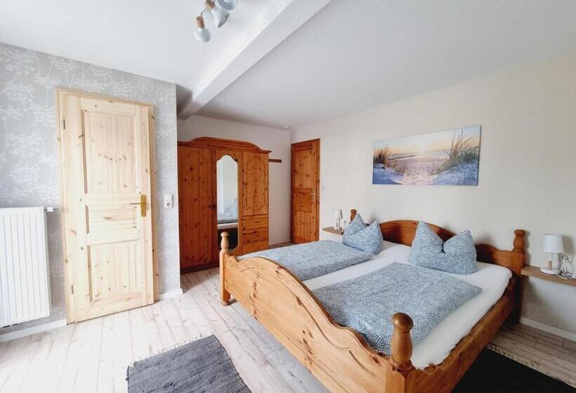 ホテル Pension & Wirtshaus   Tun Eikkoter   Kobel Ii