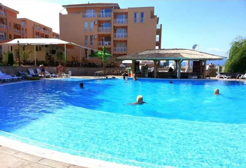 Hotelli Studio In Sunny Day 6