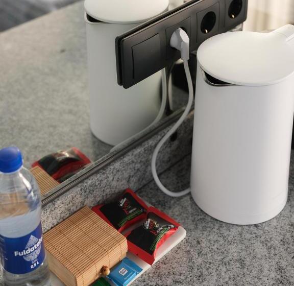 Miro Rooms Center   Quiet Chic, Self Check In